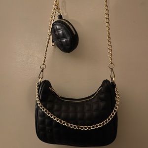 Crossbody purse